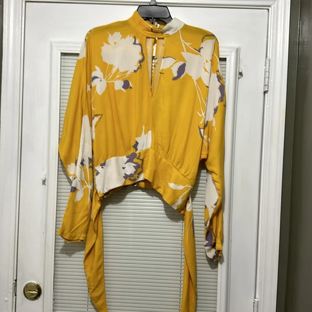 Free People Say You Love Me Yellow Floral Side Tie Blouse Sz M - Picture 7 of 12